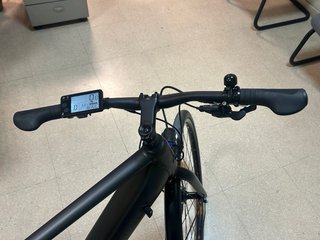 Bicicleta Eléctrica Urbana Elops 500 Negra