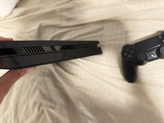 PS4 Slim Negra + Mando Original