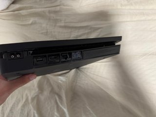 PS4 Slim Negra + Mando Original