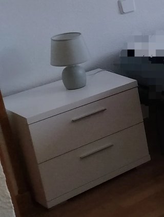 Mesitas de noche y lámparas de noche
