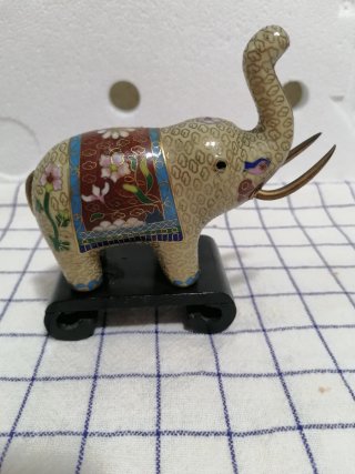 Elefante CLOISONNE Antiguo