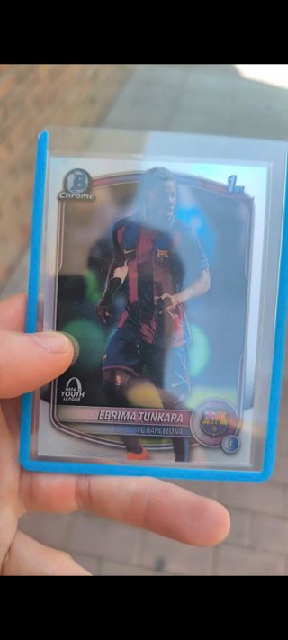 Tarjeta Ebrima Tunkara  está reservada para Eric