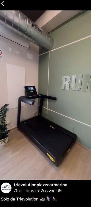 Tapis roulant Technogym RUN 10 500