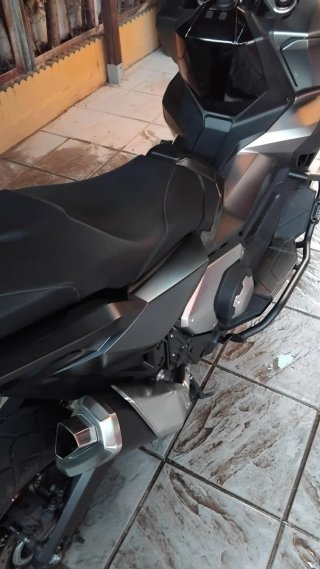 Honda X-Adv 750 Gris mate