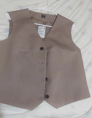 Chaleco sastre Kiabi beige mujer talla 42.