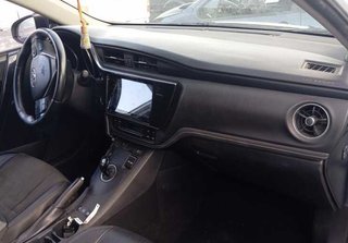 Guantera toyota auris hybrid active 470214