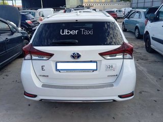 Guantera toyota auris hybrid active 470214