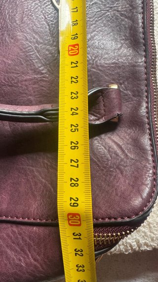 Bolso de mano Guess morado