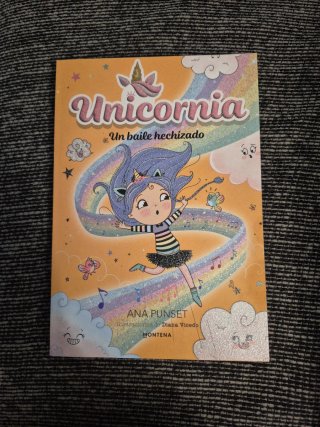 Unicornia 6 - Un baile hechizado