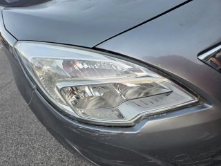 Pulido de faros y mecánica rápida