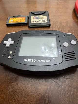 Nintendo Game Boy Advance + 2 Giochi