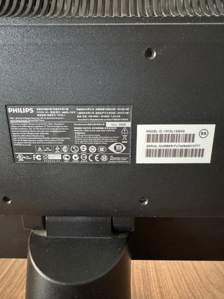 Monitor LED 19 Philips 191EL + cables