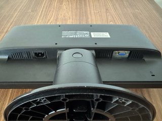 Monitor LED 19 Philips 191EL + cables