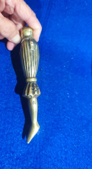 Antico Schiaccianoci in Bronzo