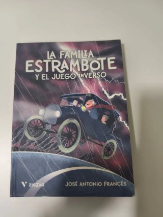 Libro lectura lengua ESO la familia estrambote