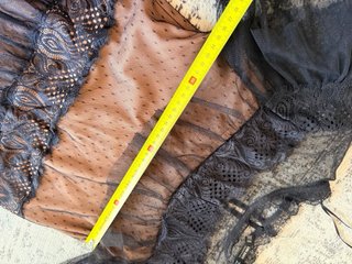 Vestido encaje Zara