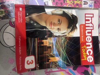 INFLUENCE TODAY 3 Student's book: libro de text...