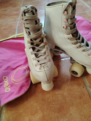 Patines Oxelo 4 ruedas + Bolsa (talla 35-22,5 cm)