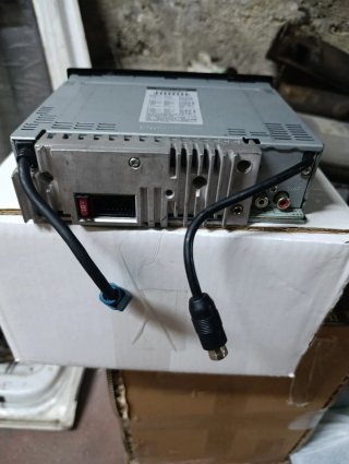 Radio CD Alpine CDE-111RM