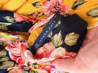 Vestido Zara floral multicolor