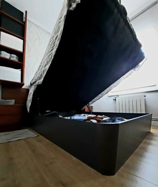 dormitorio matrimonio.con canapé abatible