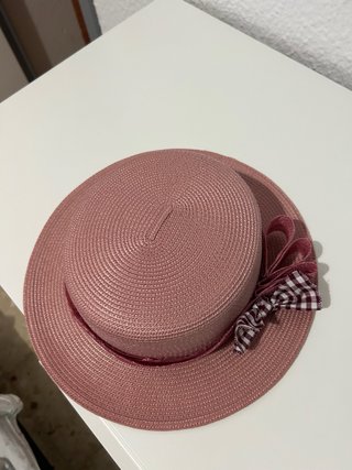 Canotier rosa con lazo