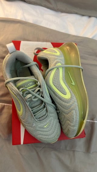 Nike Air Max 720 verde agua y amarillo fosforito