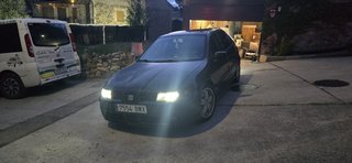 SEAT Leon 2001