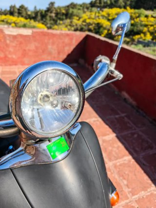 Aprilia Scooter 50cc Negra