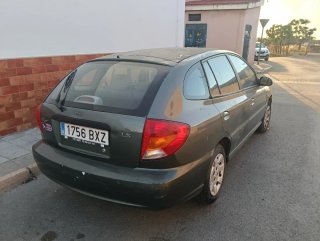 KIA Rio 2002