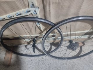 Ruedas Campagnolo Zonda C17