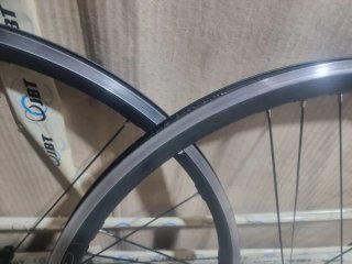 Ruedas Campagnolo Zonda C17