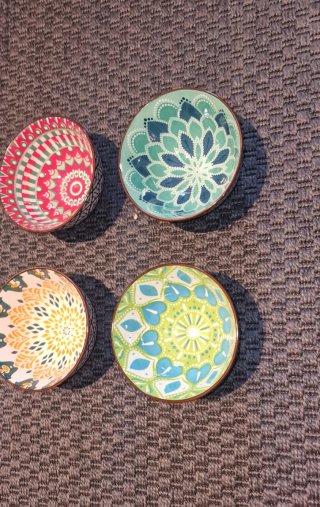 Conjunto de 4 taças decoradas