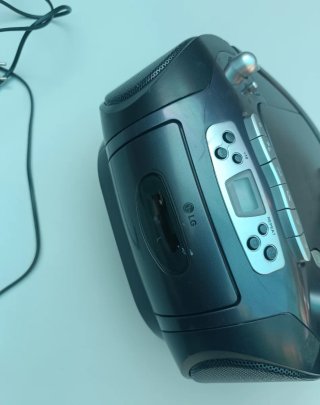 Reproductor CD/Radio Portátil
