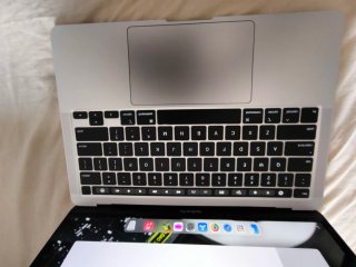 MacBook Pro 13 i7 32GB Plata