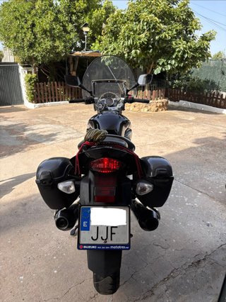 Suzuki Inazuma 250cc Negra y Plateada