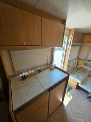 Caravana Bürstner Fun 435 TK Sportiva