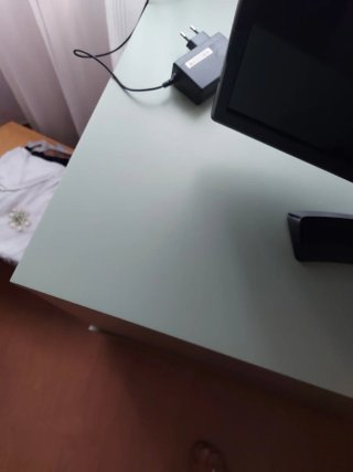Cómoda verde Ikea