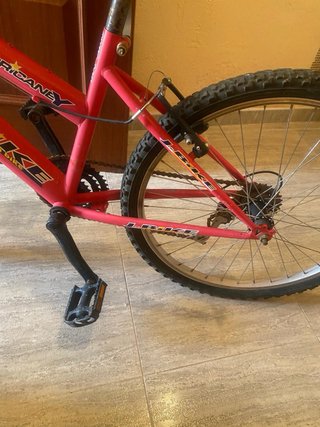 Bicicleta Hurricane J-Bike Roja y Blanca