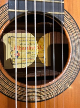 Guitarra Alhambra 1978, sonido vibrante