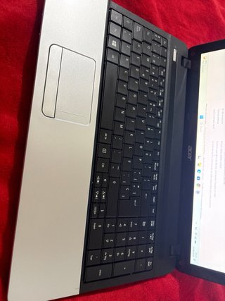 Acer TravelMate P253 - Windows 11