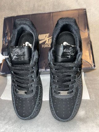Nike Air Force 1 Piel Serpiente Negra