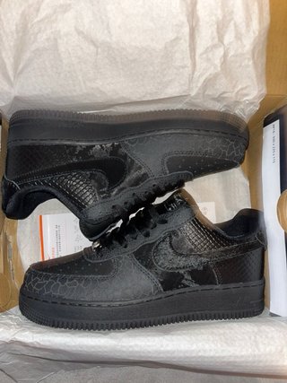 Nike Air Force 1 Piel Serpiente Negra