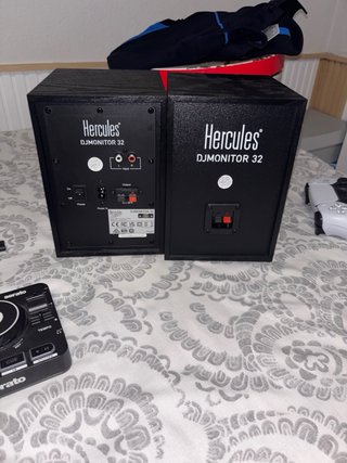 Hercules DJ Monitor 32 Kit