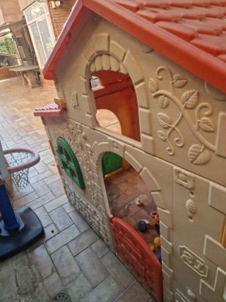 Casita infantil para jardín