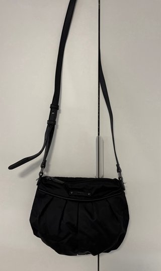 Bolso bandolera negro Mango