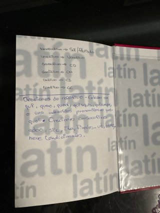 Diccionario Ilustrado Latín. Latino-Español