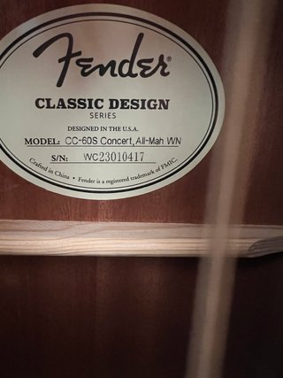Guitarra Acústica FENDER CC-60S + FUNDA + CAPO