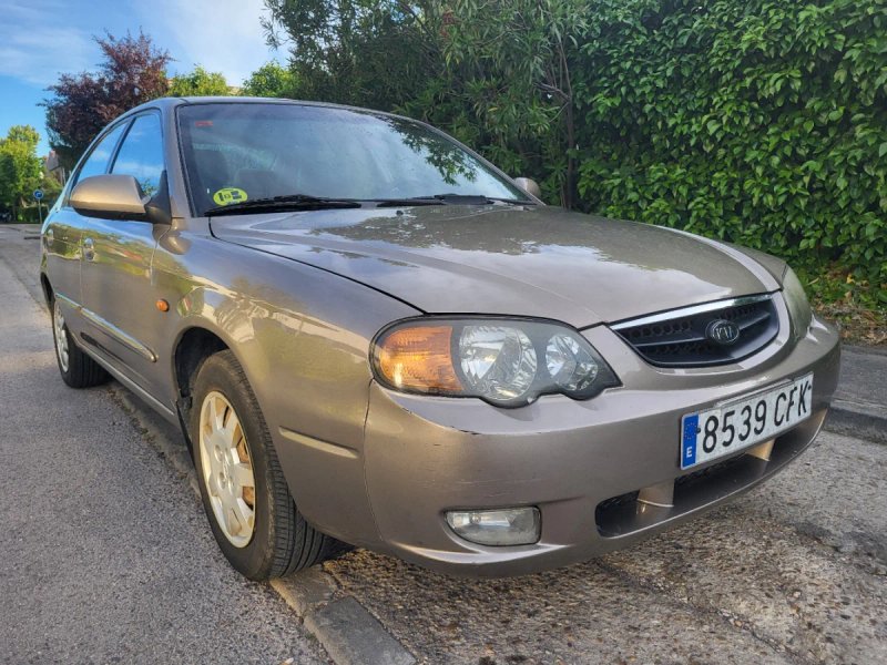 KIA Shuma 1.6 16v - foto 1