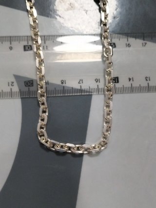 Cadena de plata para hombre nueva.